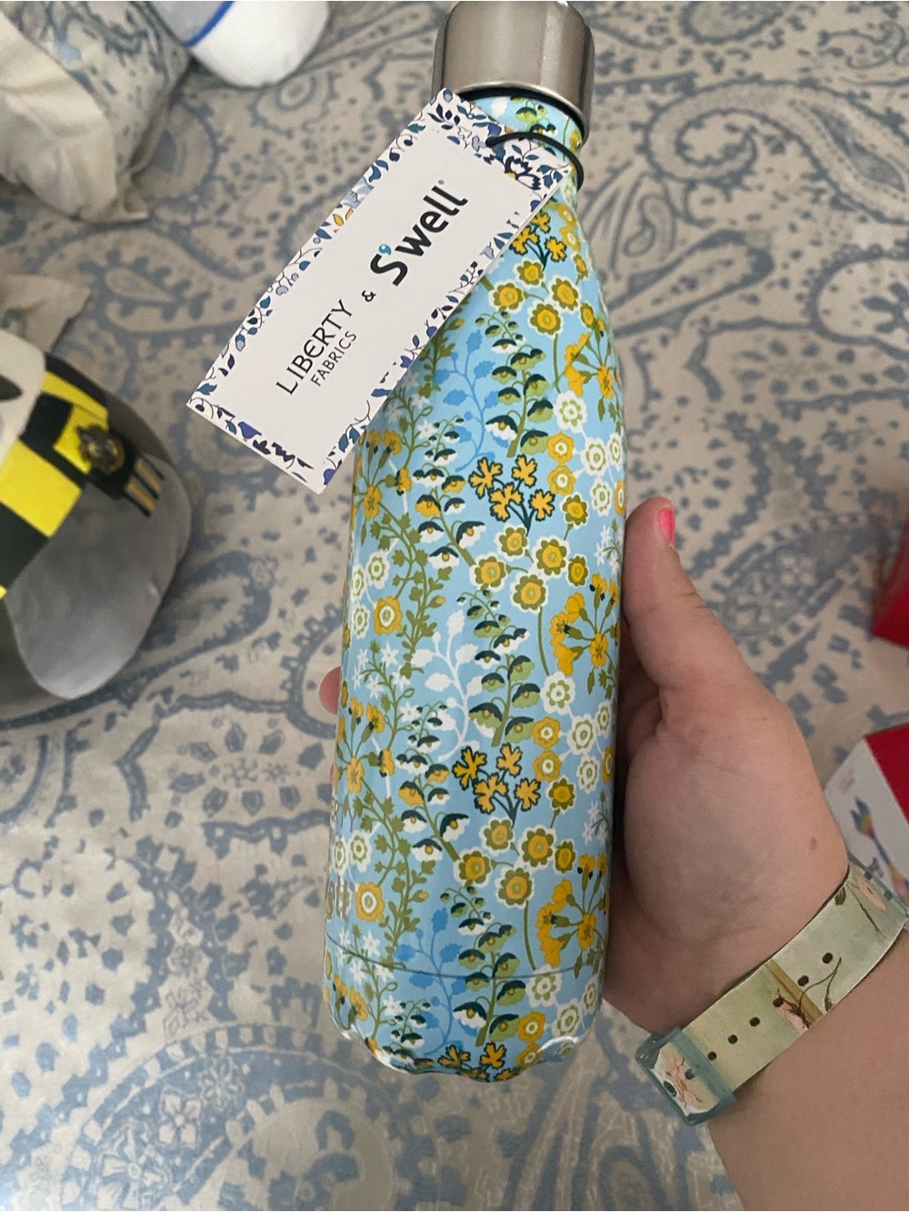 Liberty Fabrics x S'well Floral Primula Blossom Bottle - Light Blue & Yellow